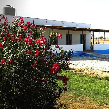 بيت ضيافة Quinta Das Malhadas *